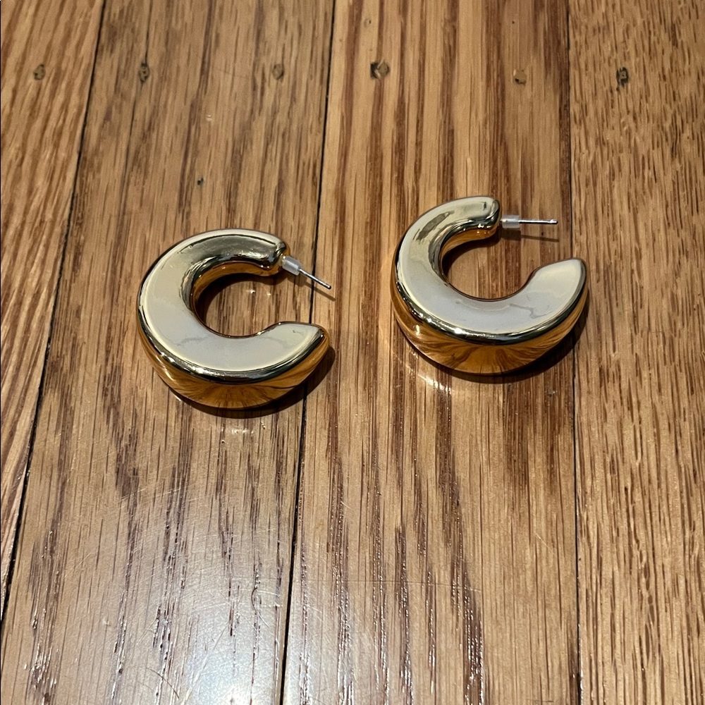 ZARA Chunky Gold Hoops